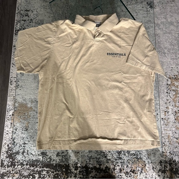 Essentials Large Collared T Shirt - Picture 6 of 7